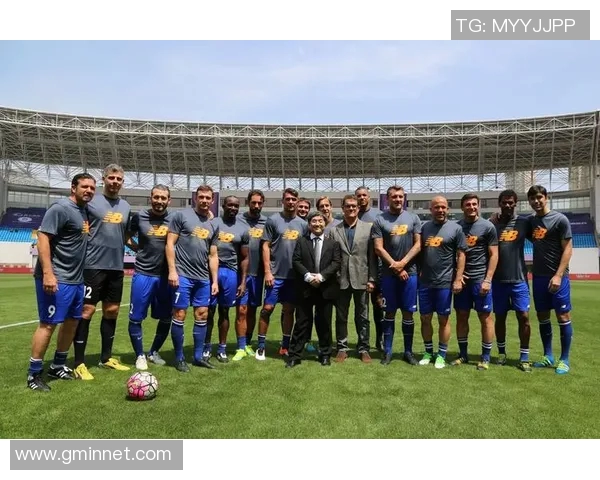 香港足球明星队经典比赛回顾与精彩瞬间分享